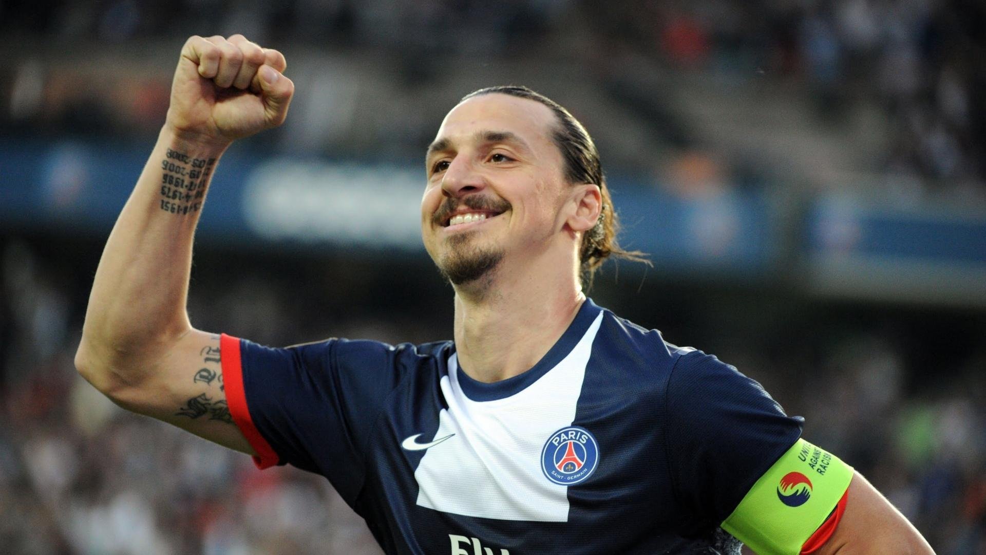 _赛场边缘：运动员的趣味小插曲_，赛场上运动员之歌